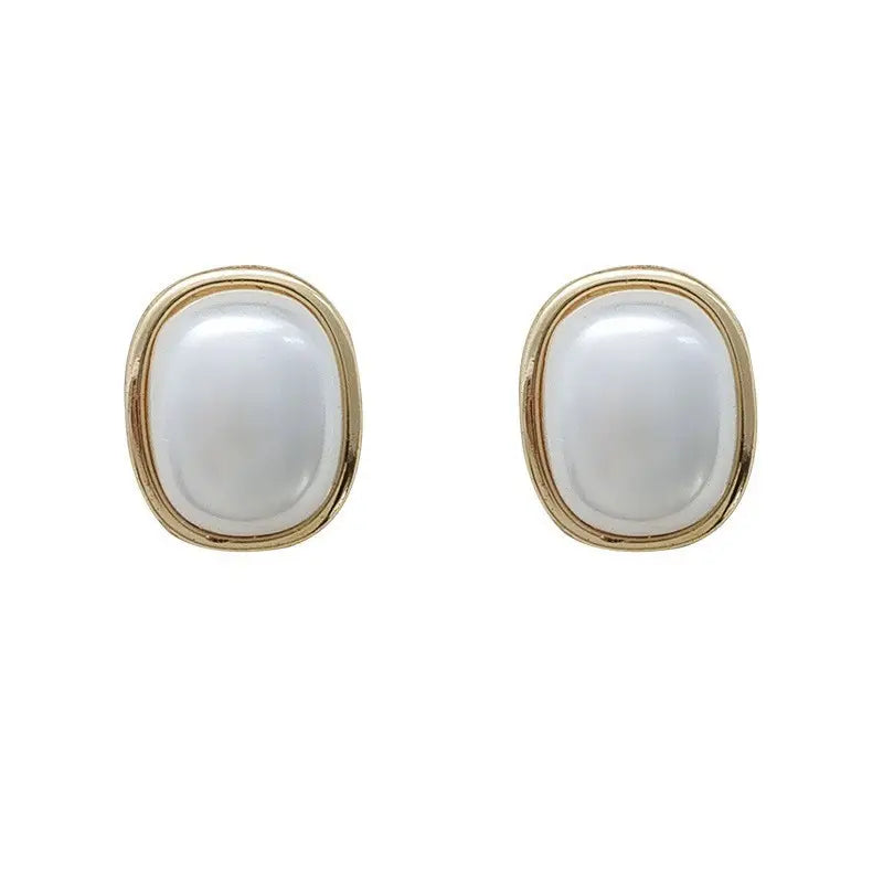 Retro Pearl Studs