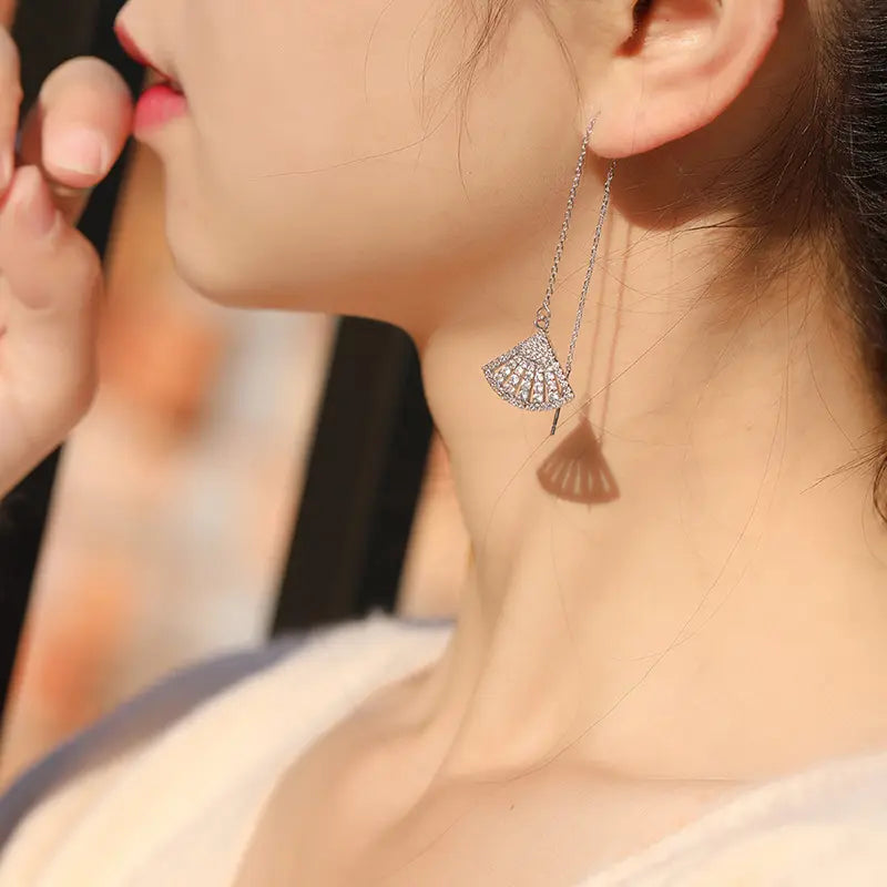 Fan Drop Earring
