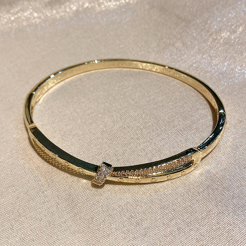 Shimmering Bow Bracelet for women