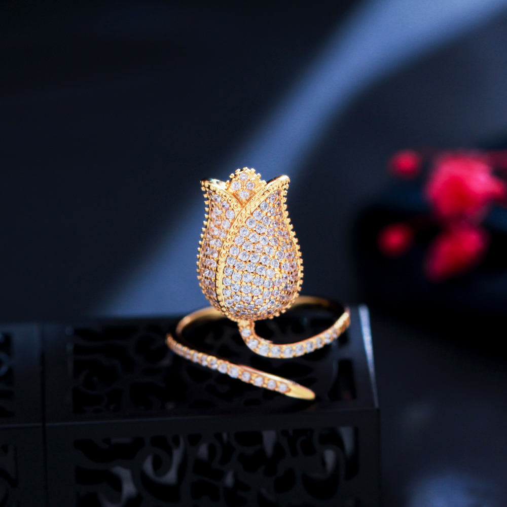 Tulip Grace Ring