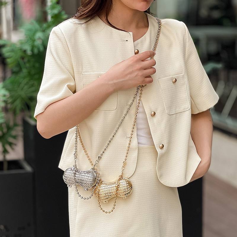 Glitter Peanut Clutch