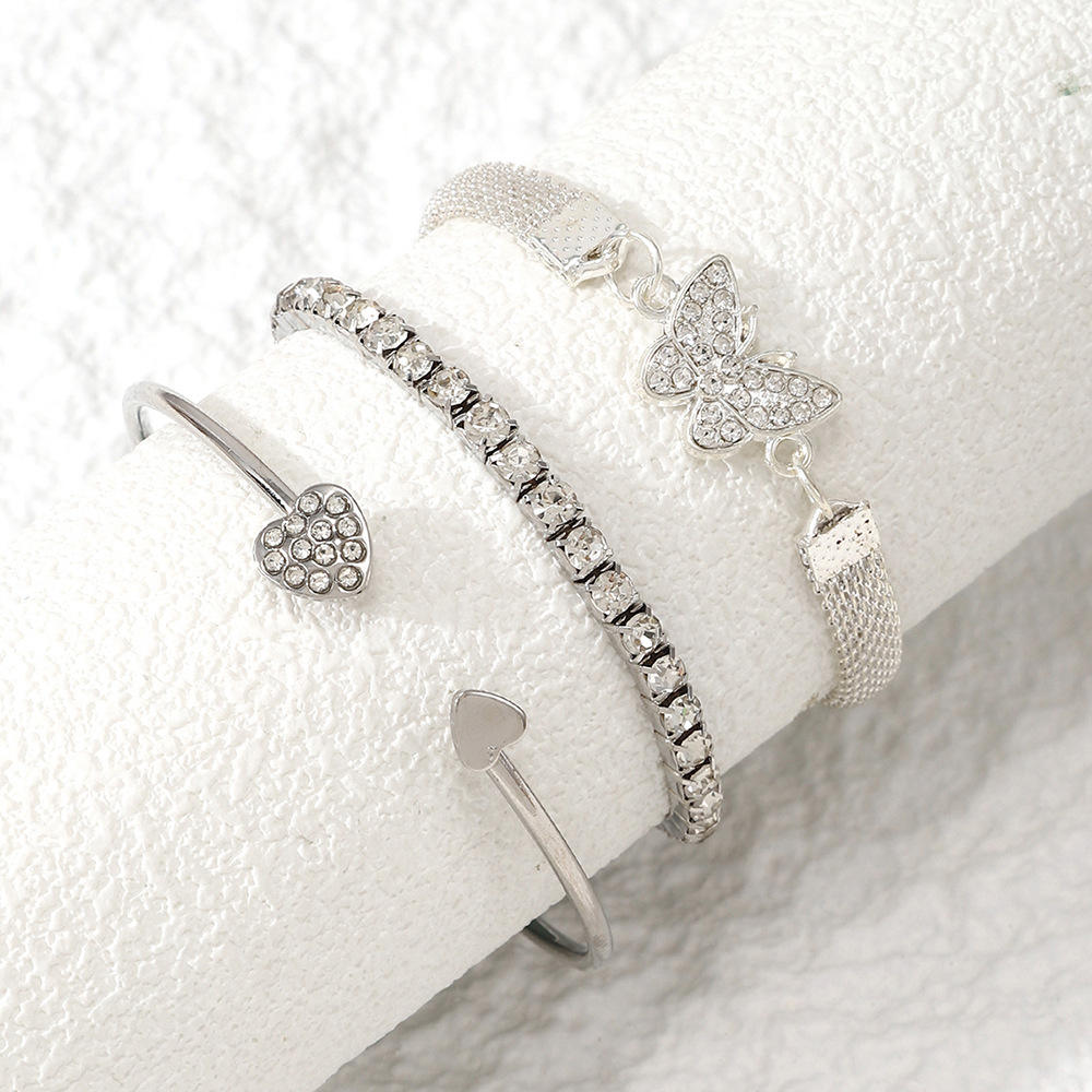 The golden love Stack of 3 bracelet
