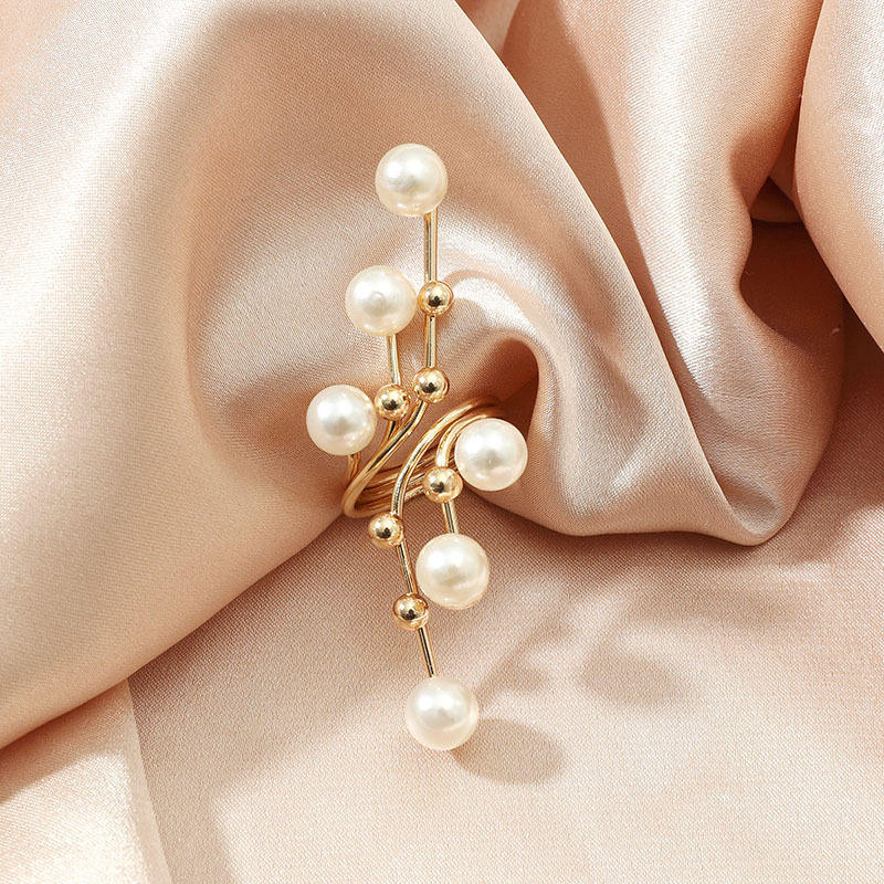 Lilyfall Pearl Ring