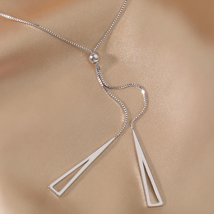 Geometric Drawstring Necklace