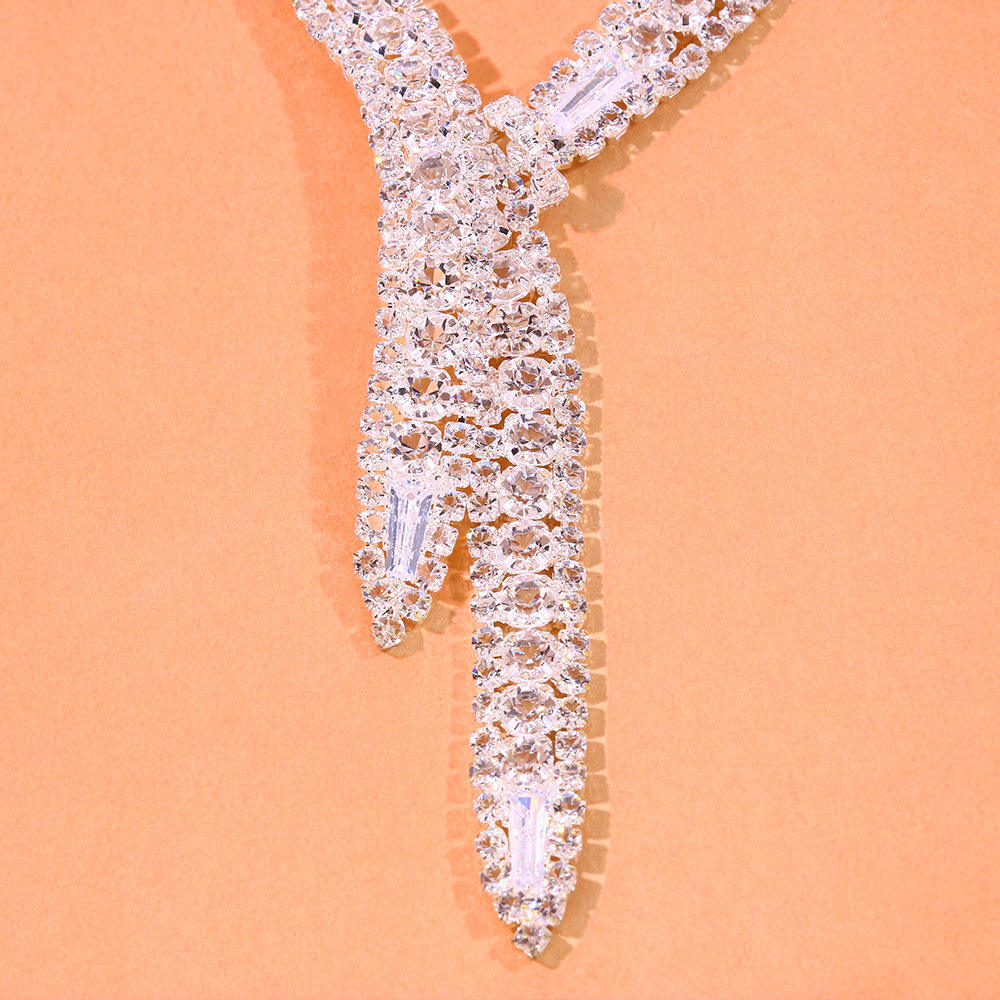 Moonveil Crystal Set