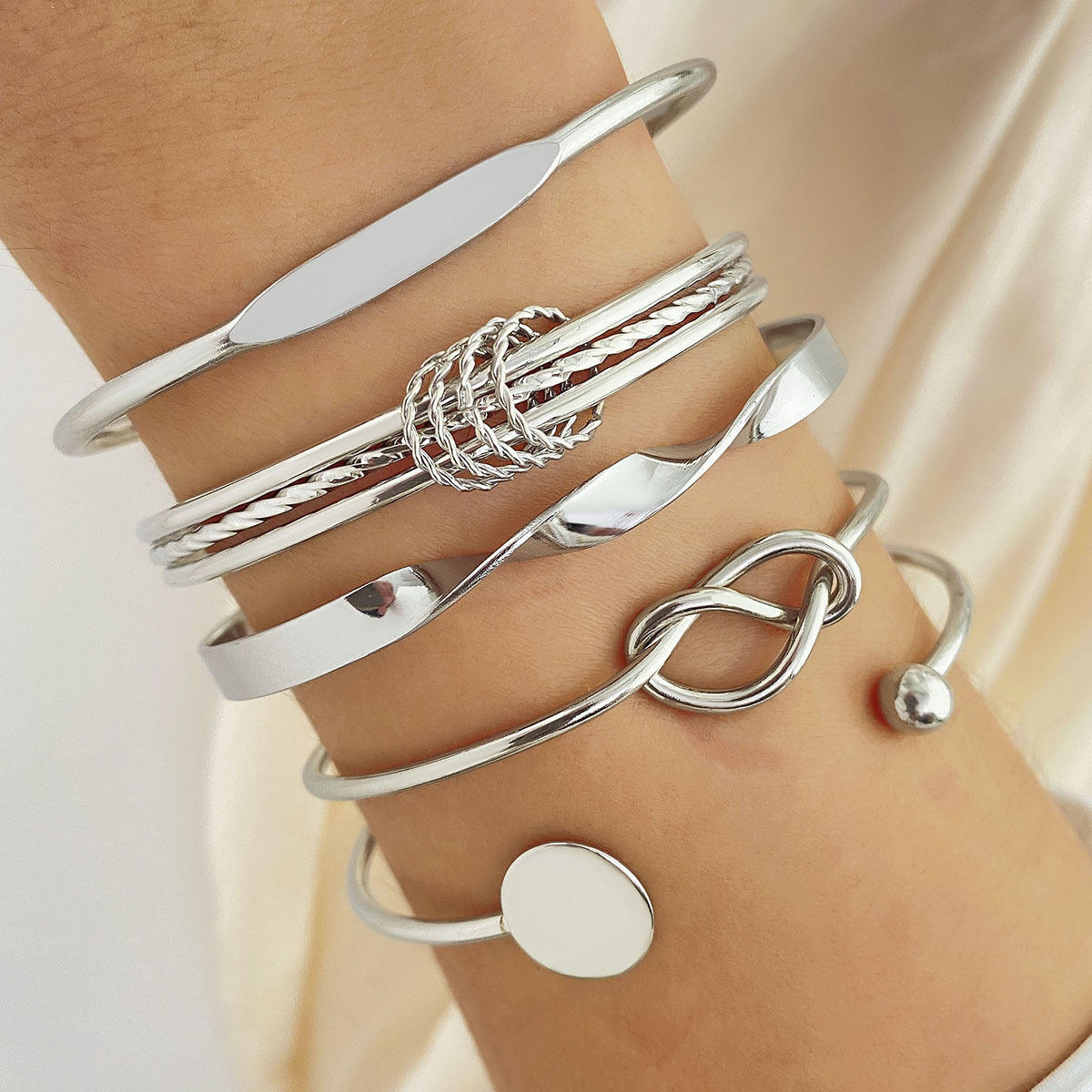 Gilded Knot Stack