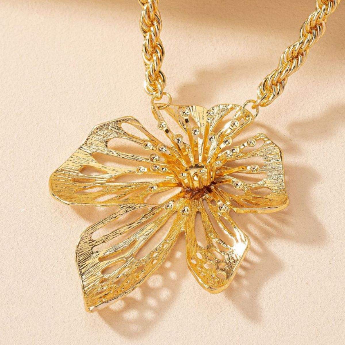 Sculpted Flower Necklace