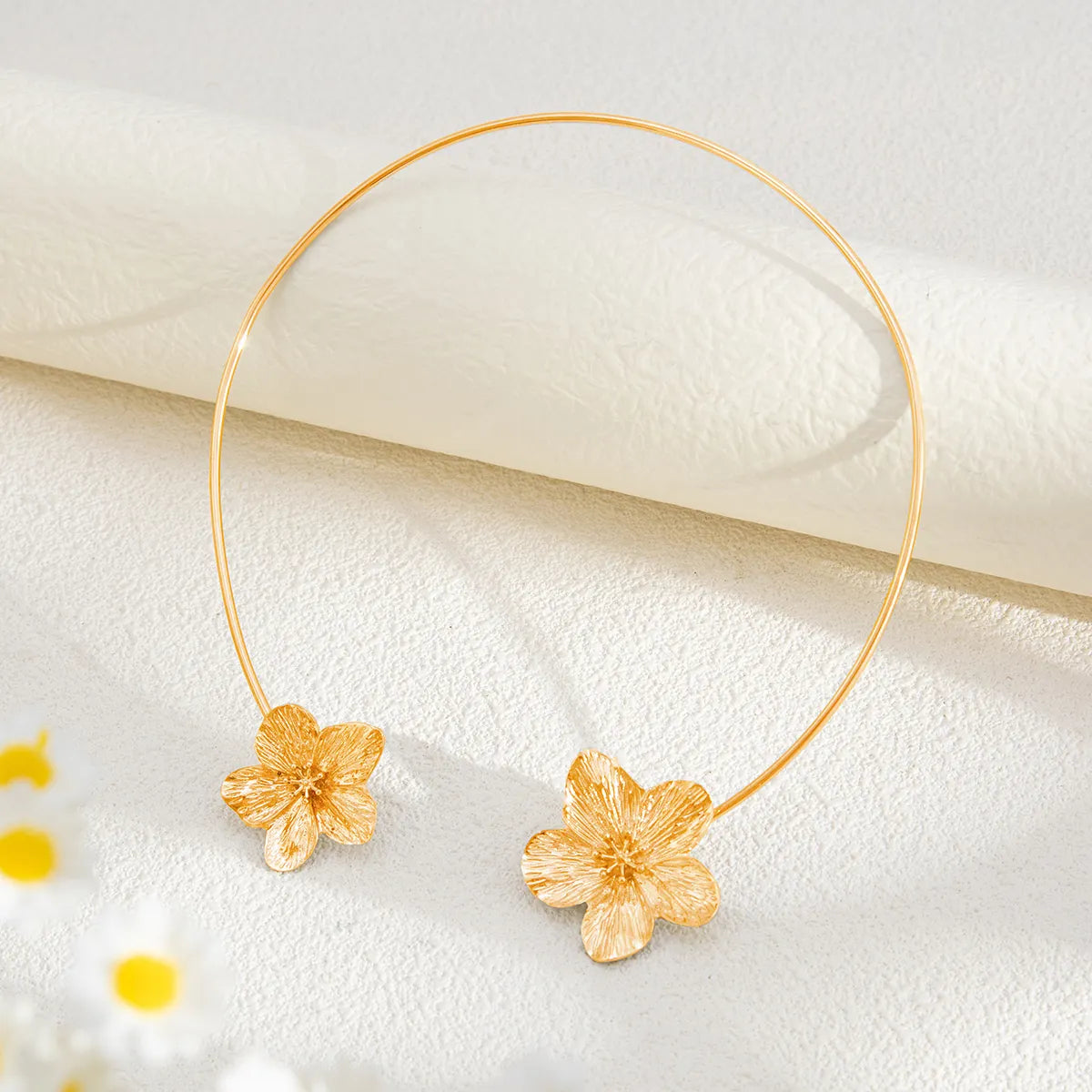 Flower Choker Necklace