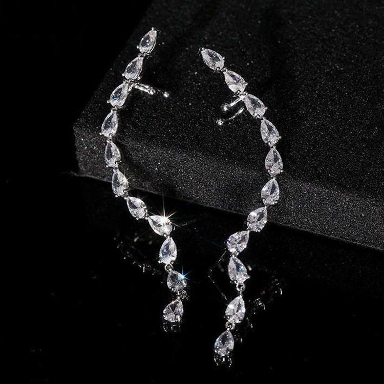 Silver Seraph Ear Vine Cuff