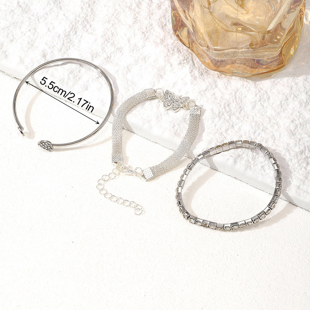 The golden love Stack of 3 bracelet