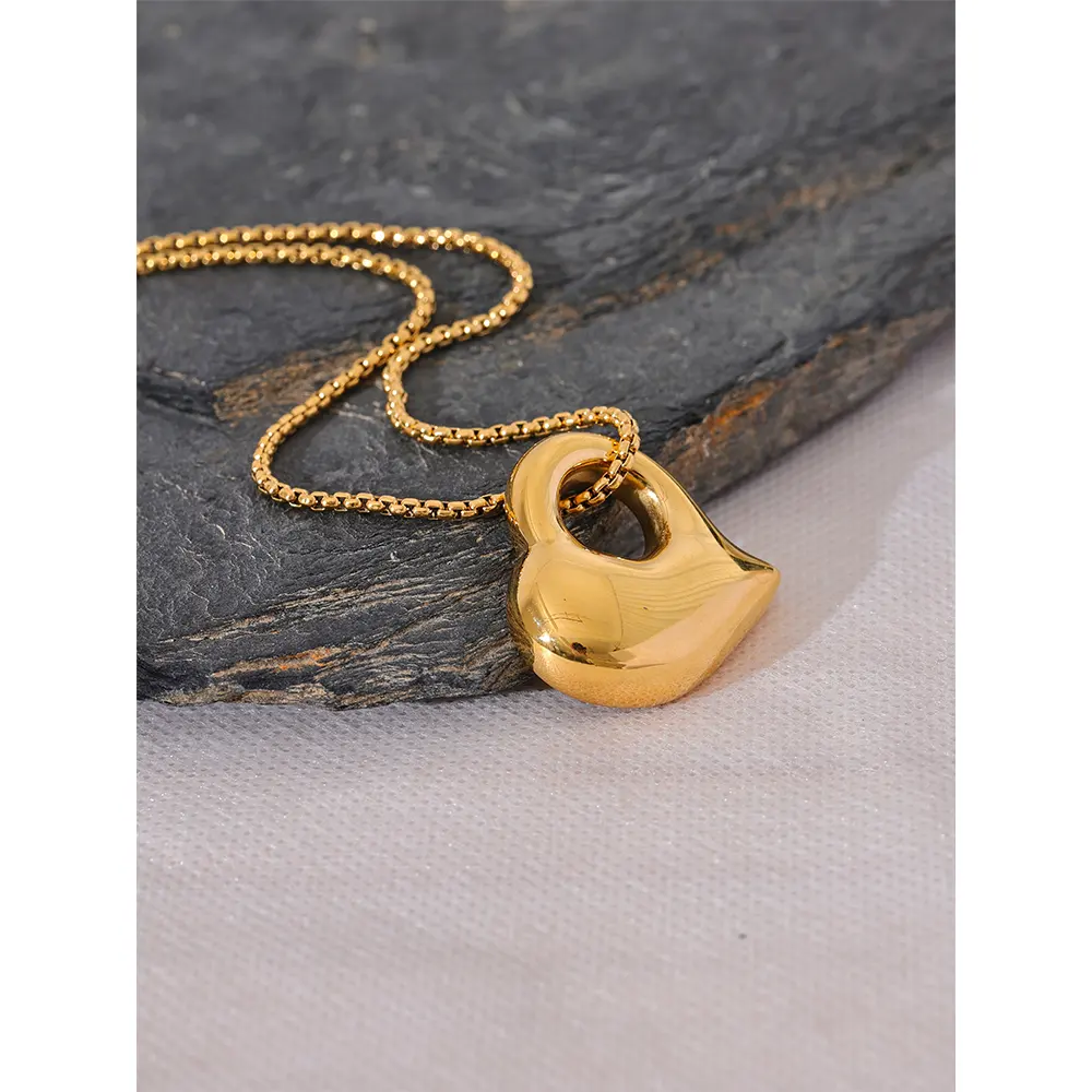 Eternal Heart Necklace