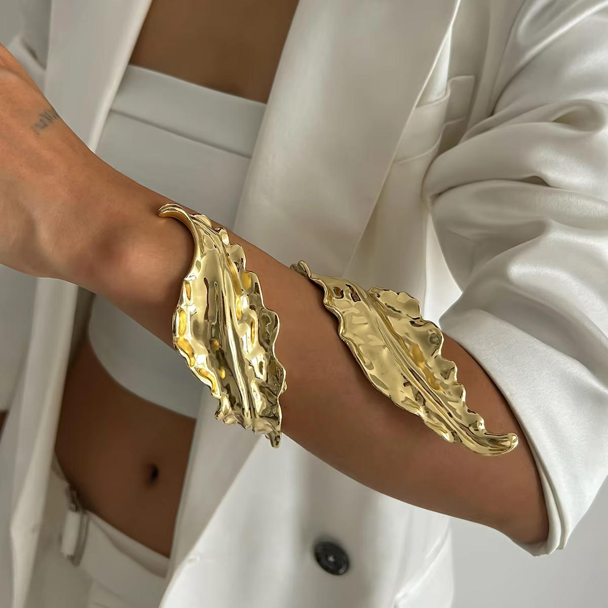 Ivy Embrace Cuff