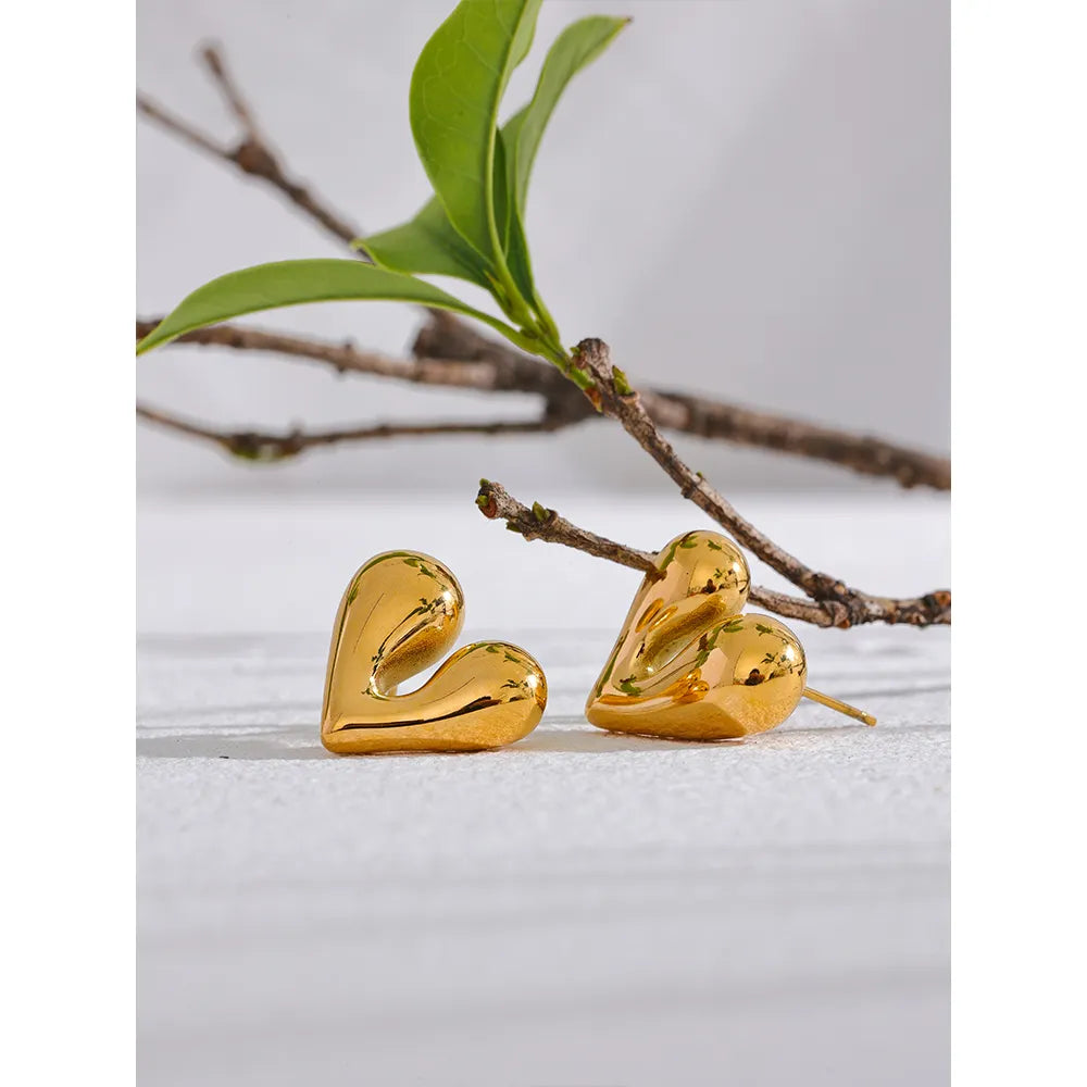 Elara Heart Studs