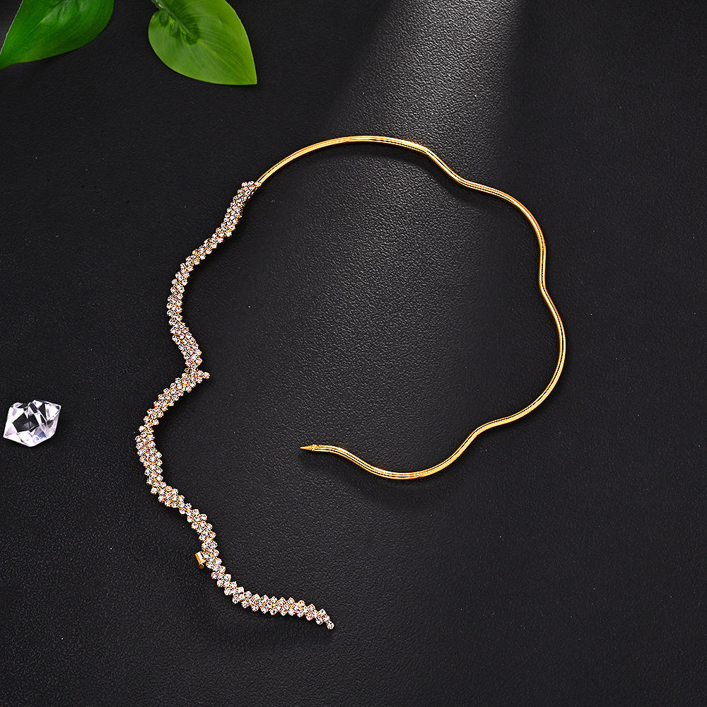 Gilded Flow Necklace