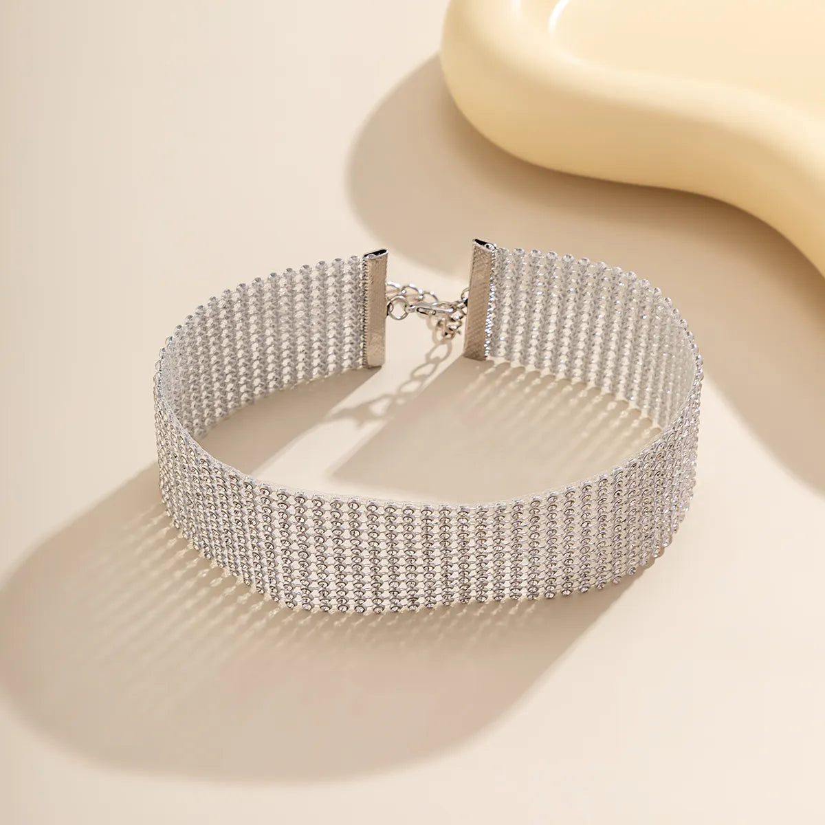 Bella Shine Choker