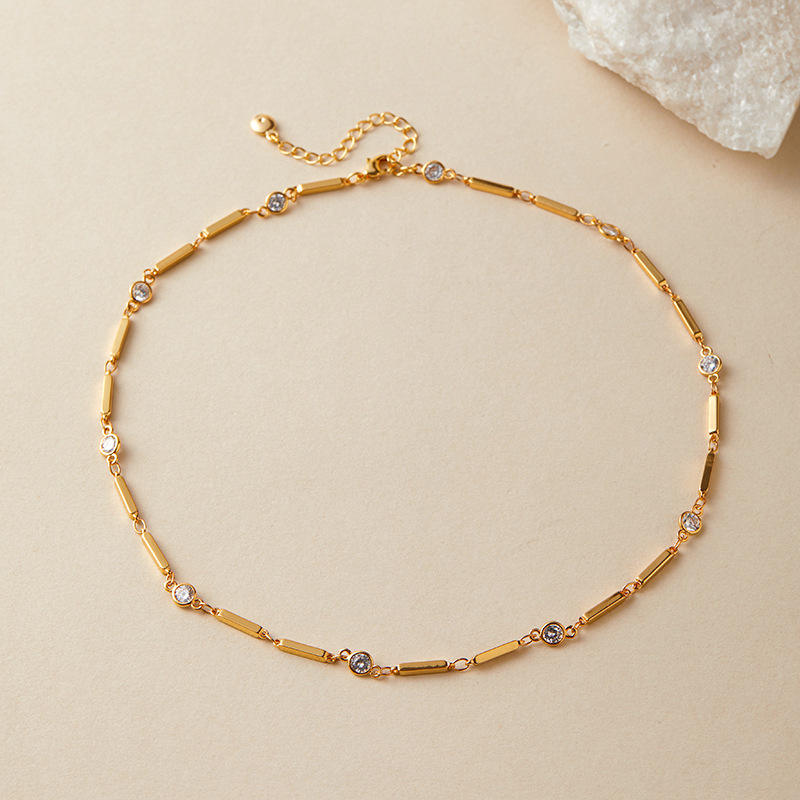 Spark Trail Necklace