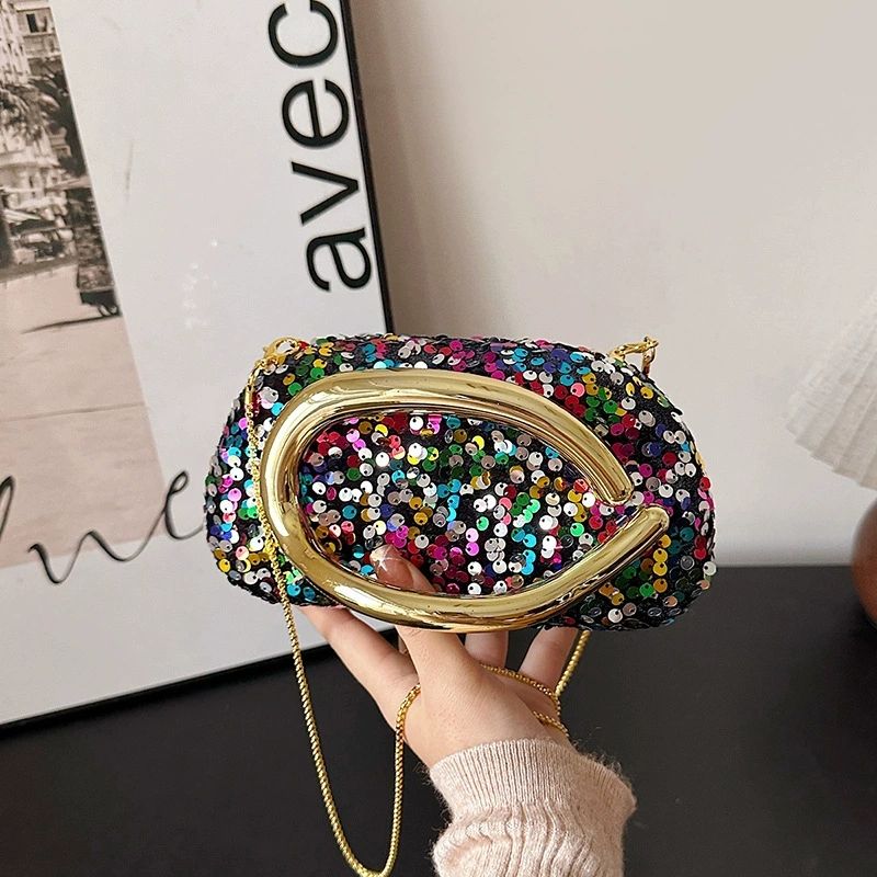 Noir Radiance Clutch