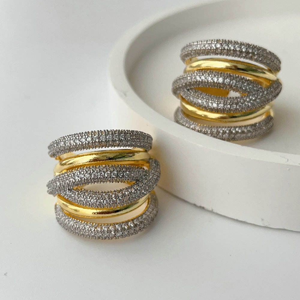 Zyra Adjustable Ring