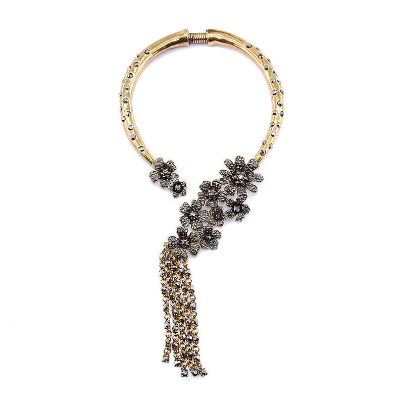 Regal Noir Necklace