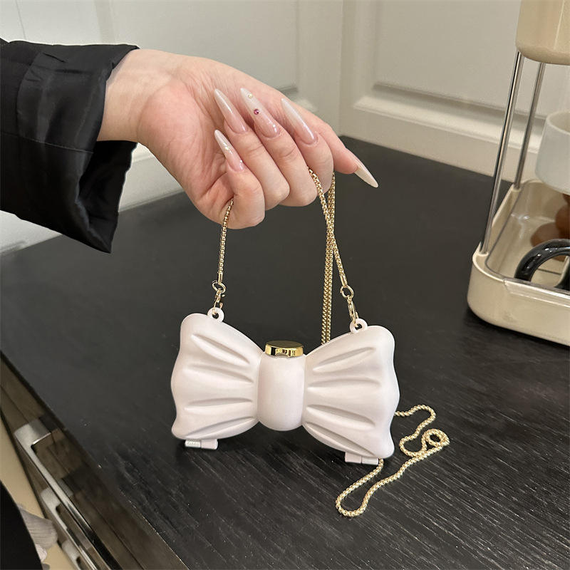 Audrey Bow Clutch