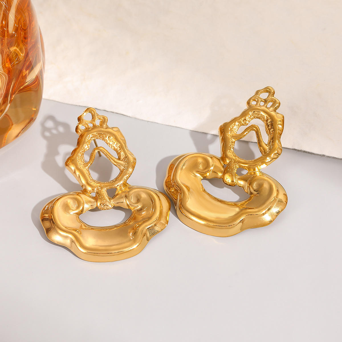 Drama Gold Earring