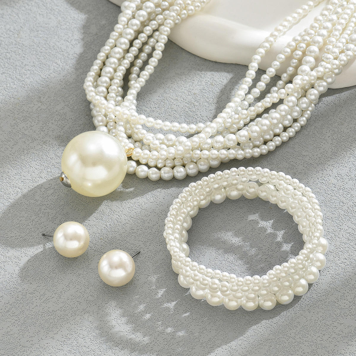 Ivory Pearl Set
