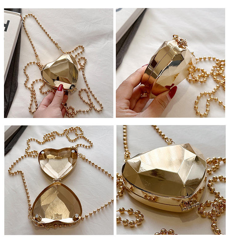 Lumi Heart Clutch