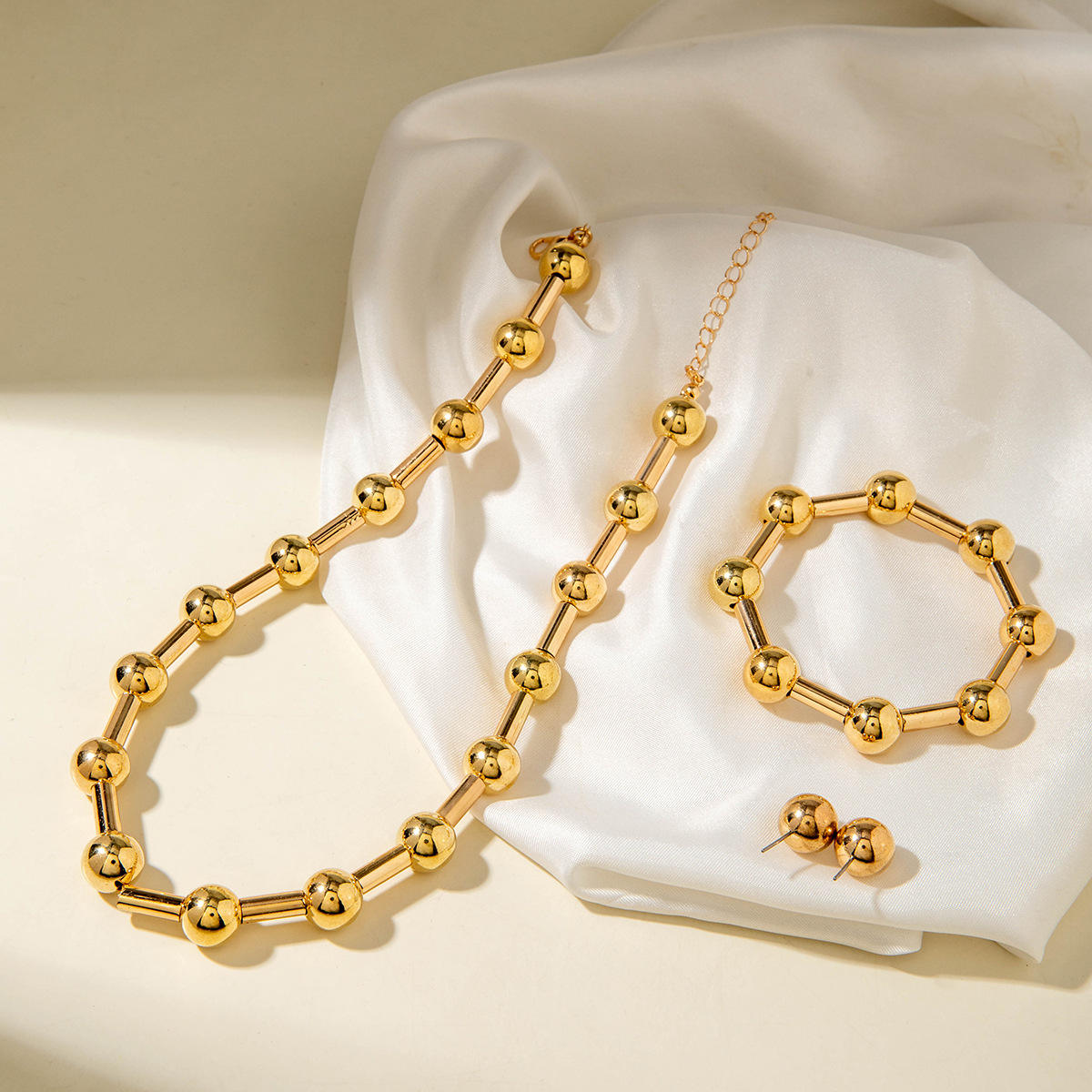 Golden Orb Jewelry Set