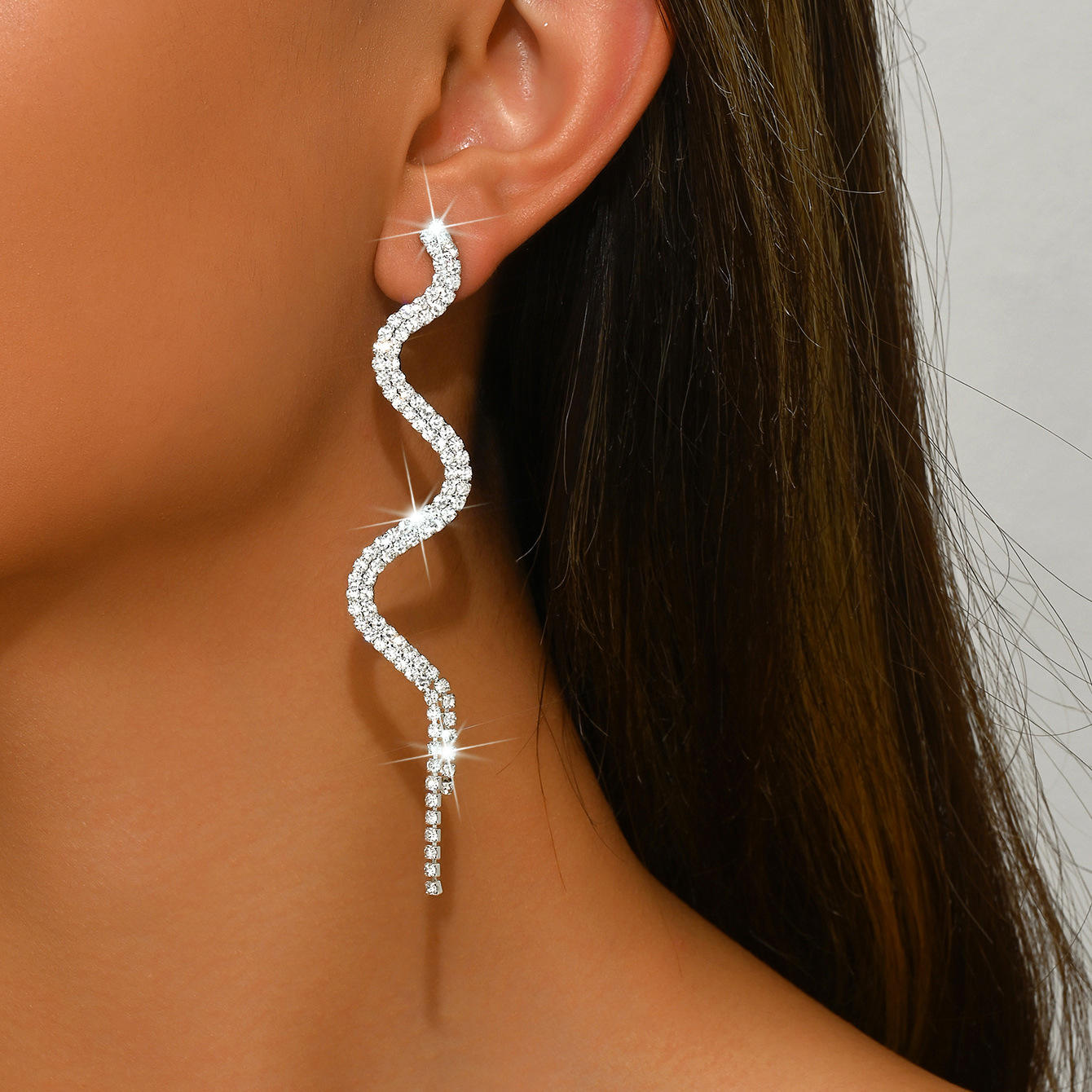 Silver Sway Sparkle Earrings