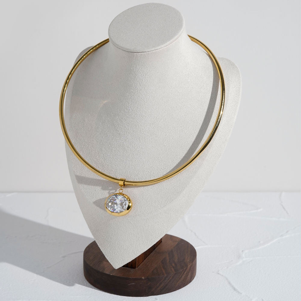 Darling Halo Necklace
