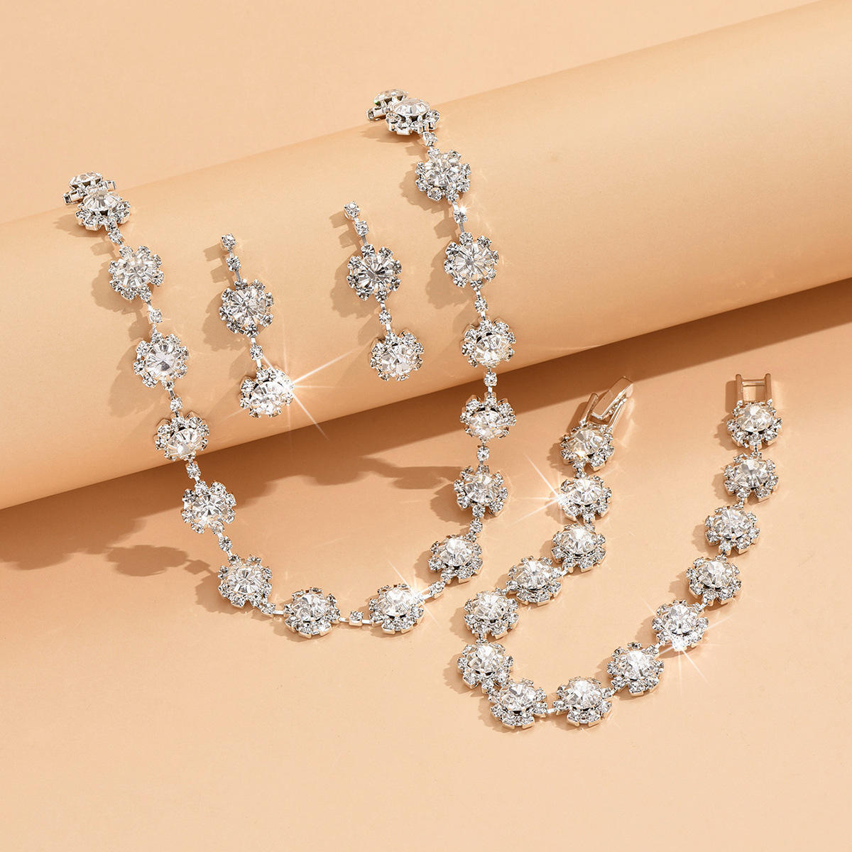 Glimmering Gala Glow Set
