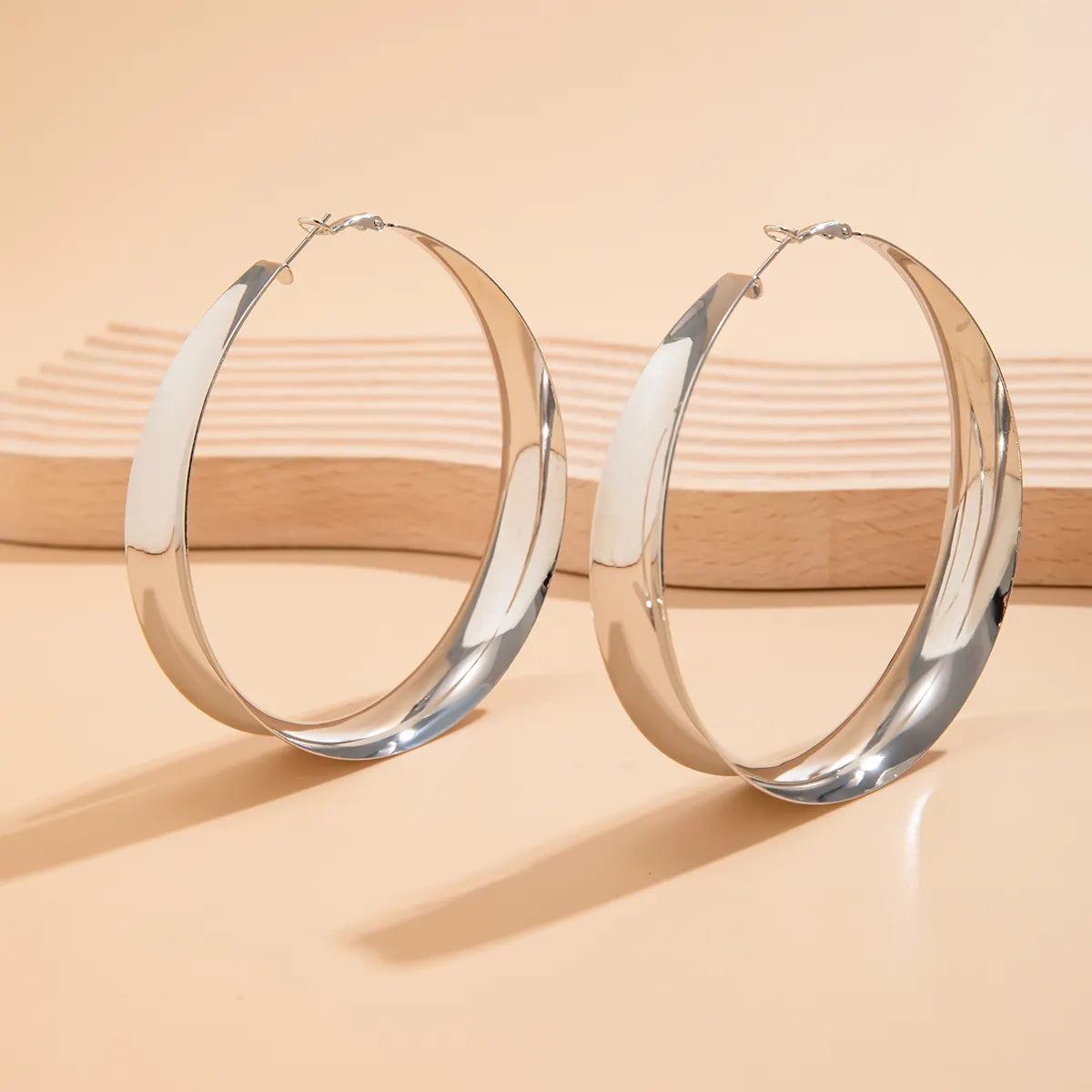 Emilia Circle Hoops