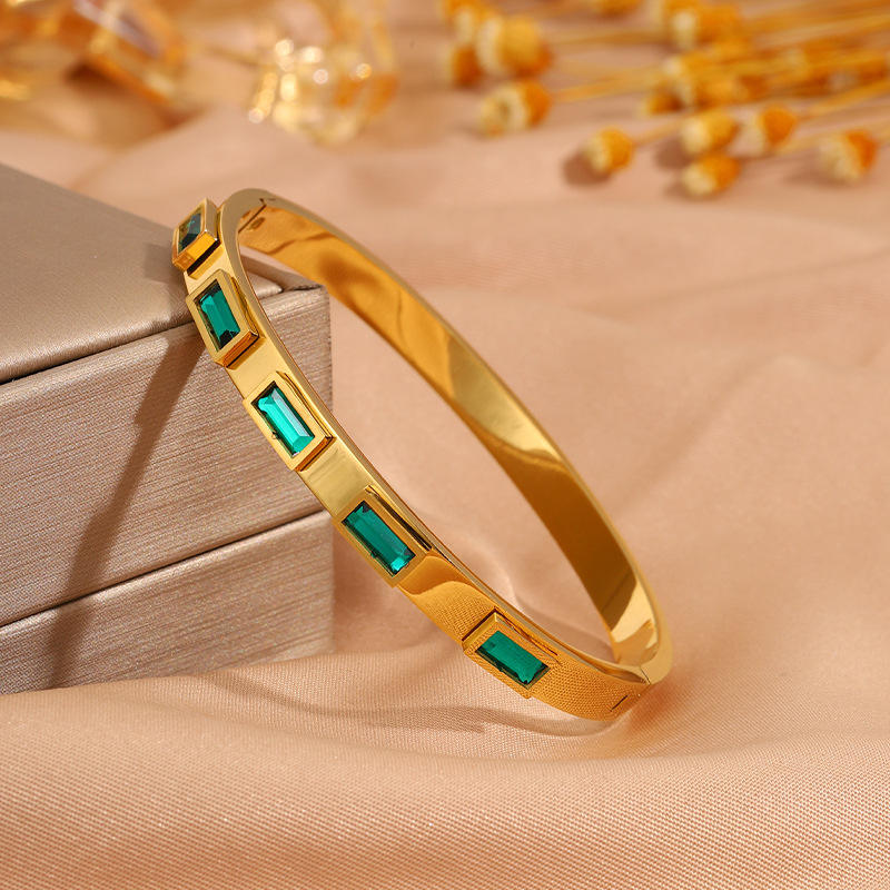 Gemline Bangle