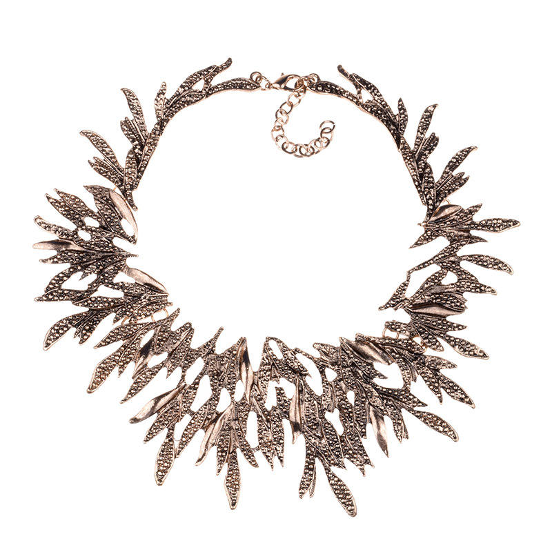 Whispering leaves Necklace