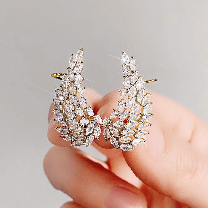 Angel Wing clip Studs