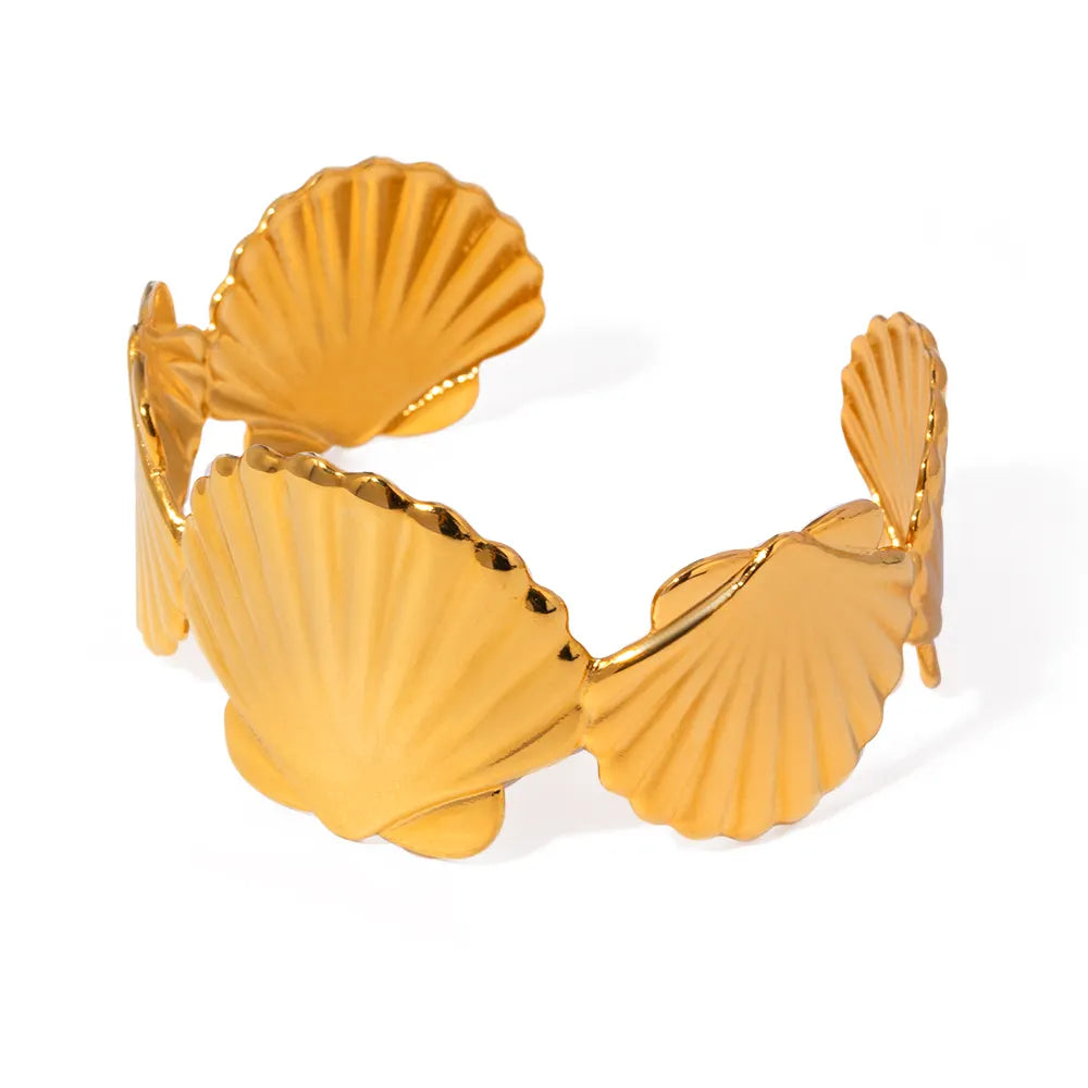 Golden Shell Bracelet