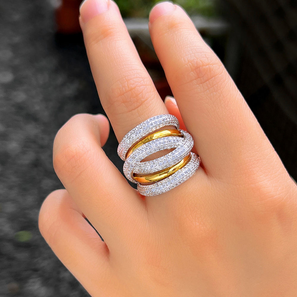 Zyra Adjustable Ring