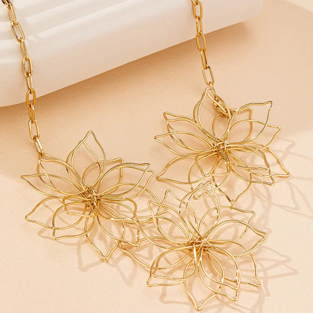 Woven Flower Necklace