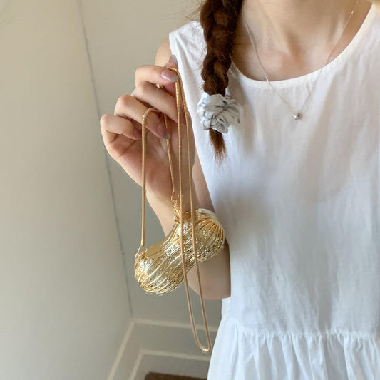 Glitter Peanut Clutch