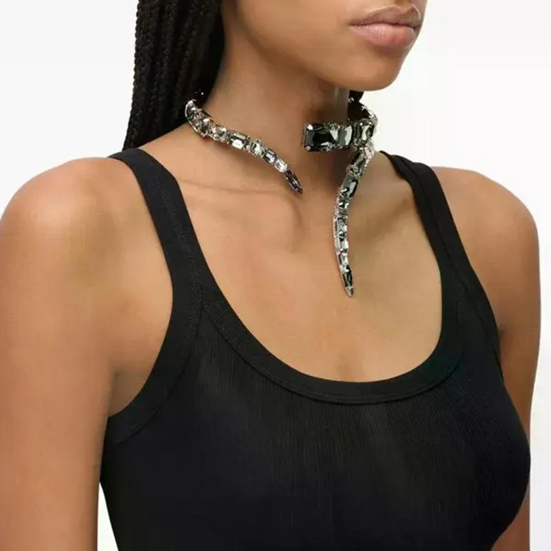 Coiled Glam Necklace