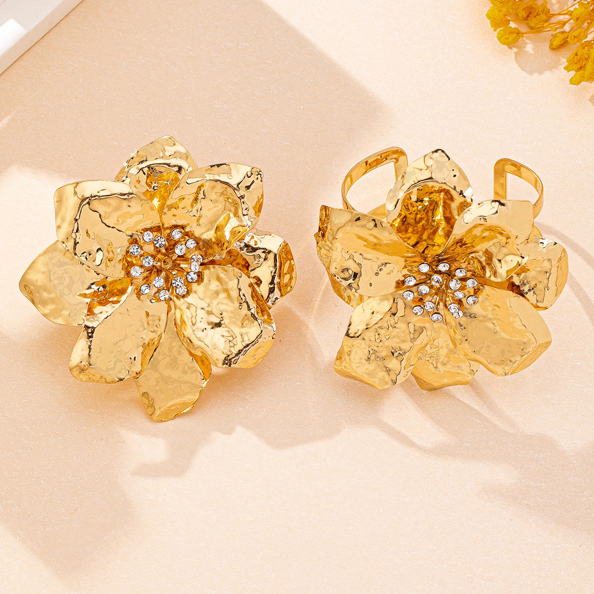 Gold Floral bracelet & Ring set
