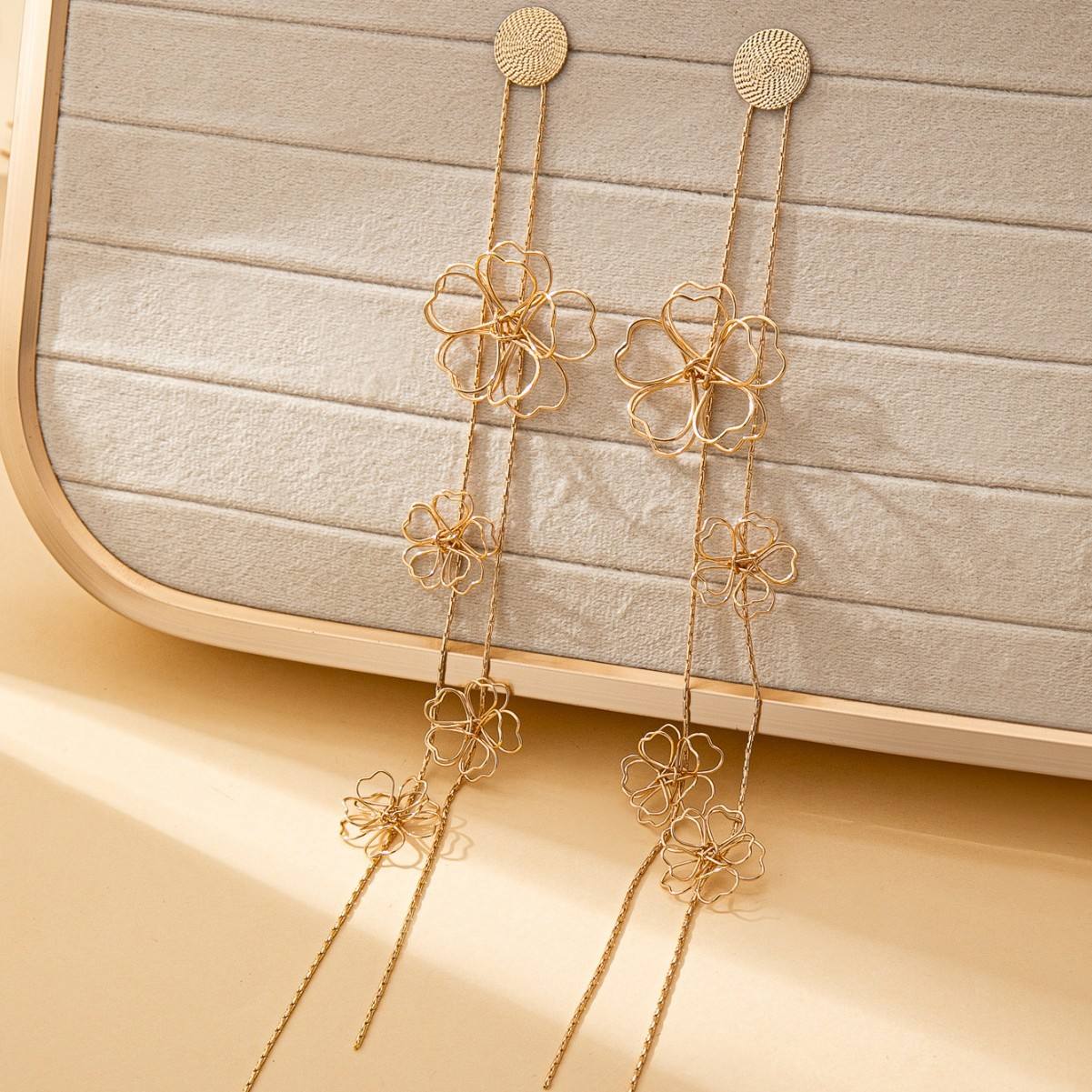 Flora Drape Drops