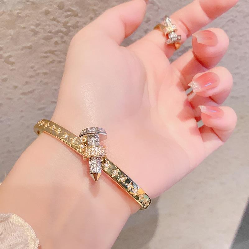 Eclipse Knot Bracelet & Set