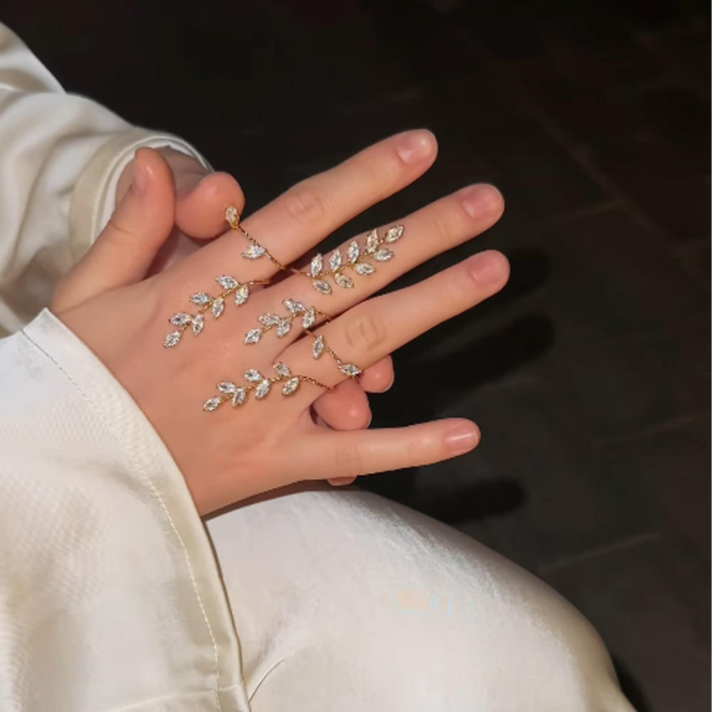 Verdant Grace Ring Set