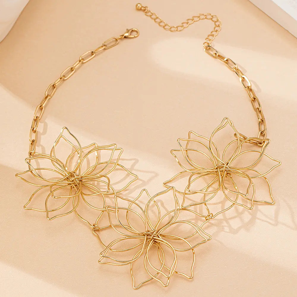 Woven Flower Necklace