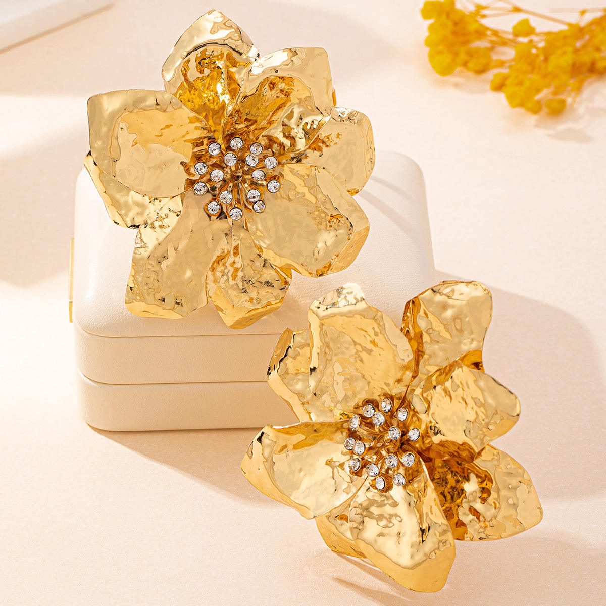 Gold Floral bracelet & Ring set